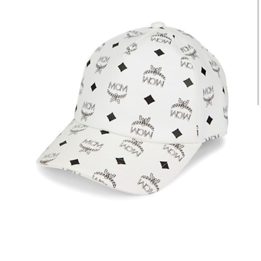 COPY - MCM
Visetos Monogram Leather Baseball Cap